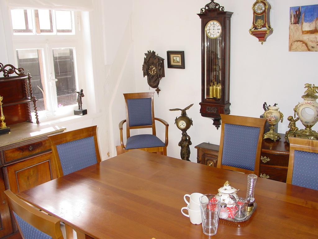 Robert'S Bed & Breakfast Helmarshausen Eksteriør bilde