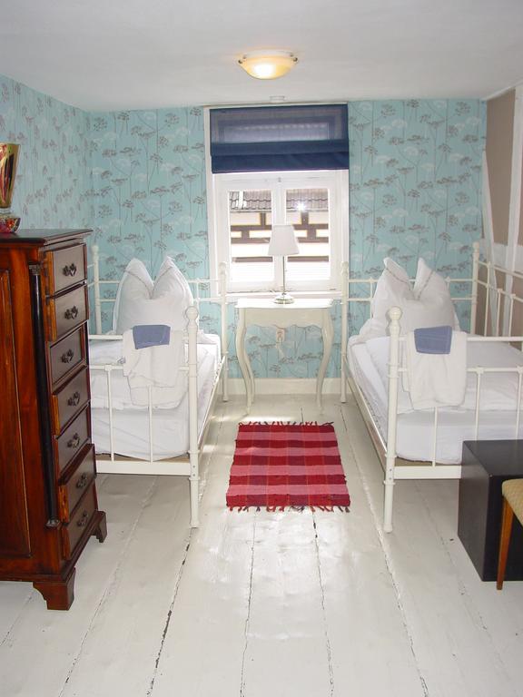 Robert'S Bed & Breakfast Helmarshausen Eksteriør bilde