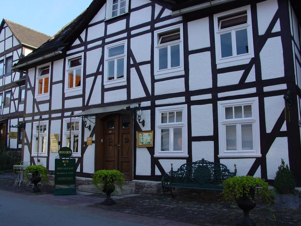 Robert'S Bed & Breakfast Helmarshausen Eksteriør bilde